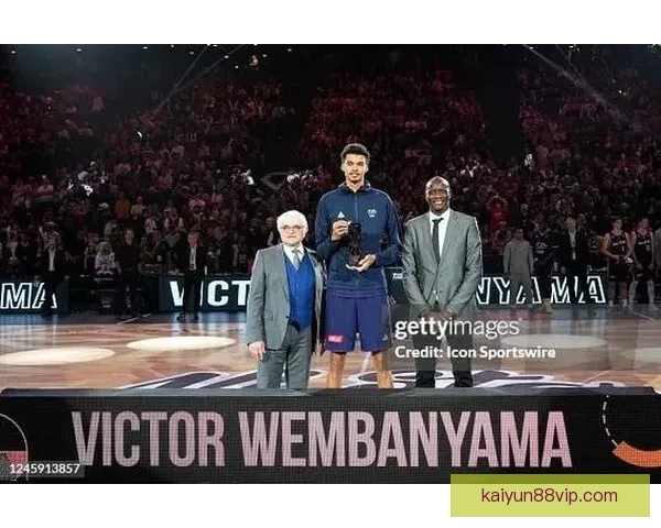 文班亚马逆袭争MVP三名记仍选亚历山大赛季末悬念依旧